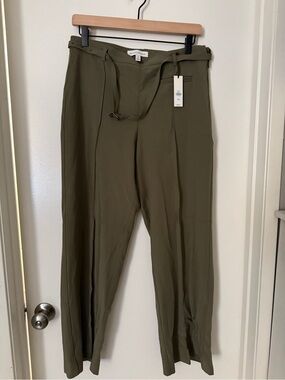 Banana Republic Olive Green Women’s Tapered Chinos